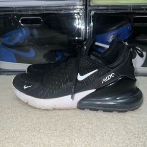 Size 7.5 - Nike Air Max 270 Black 2018